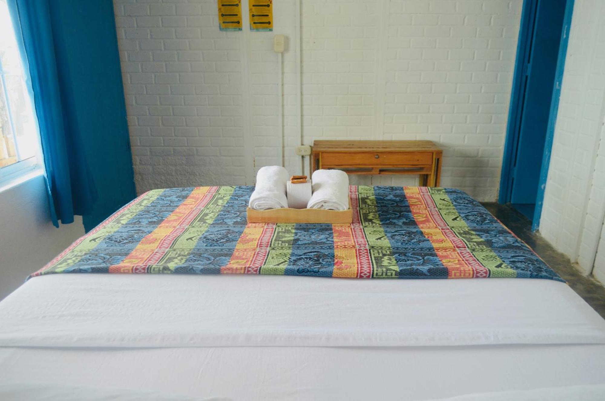 Albergue Playa Del Ritmo & Bar - Adults Only