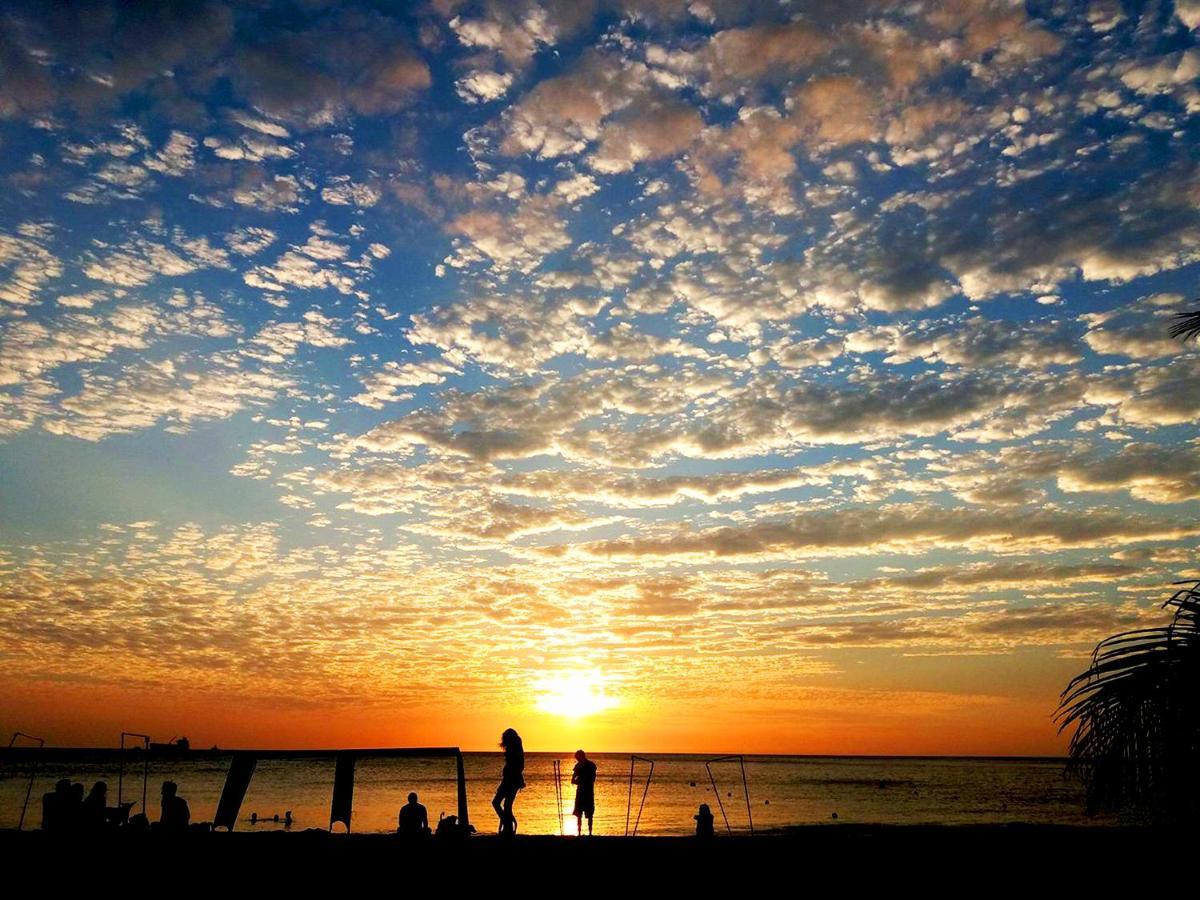 Albergue Playa Del Ritmo & Bar - Adults Only